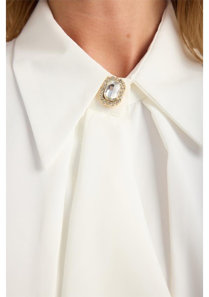 Kolsuz Volanlı Parçalı Gömlek fırsatları