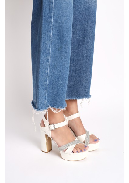 Parlak Çapraz Taş Şeritli Tokalı Kalın Yüksek Topuklu Kadın Abiye Ayakkabı fiyatları