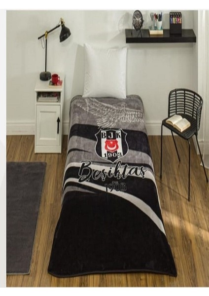 Taç Taraftar Lisanslı Tek Kişilik Battaniye (160X220)- Beşiktaş - Bjk