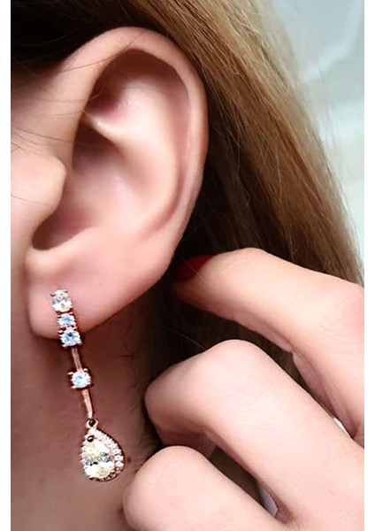 Sitrin taşlı pırlanta ışıltısında zirkon taş detaylı gümüş rose lüks küpe