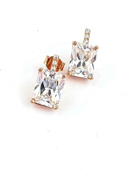 Pırlanta parlaklığında Swarovski Taşlı 925ayar Gümüş Üzerine Rose Altın Kaplama Baget Küpe fırsatları