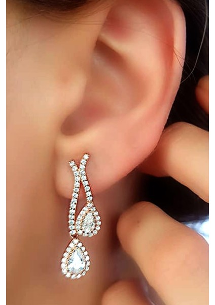 Pırlanta Işıltısında zirkon taşlı gümüş bayan küpe fiyatları