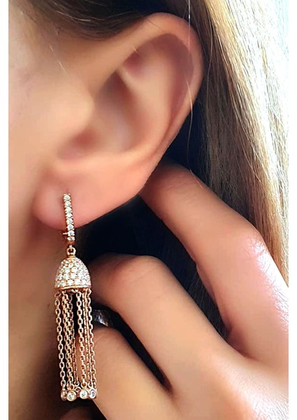 pırlanta ışıltısında zirkon taşlı gümüş rose küpe