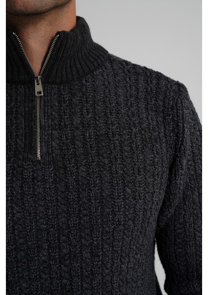 Erkek Kısa Fermuarlı Selanik Saç Örgülü Dik Yaka Yün Kazak TRIST-5350