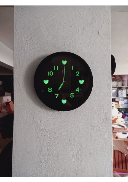 Fosforlu 3D Kalpli Siyah Duvar Saati Fosforlu Küpe Fosforlu Kolye Seti