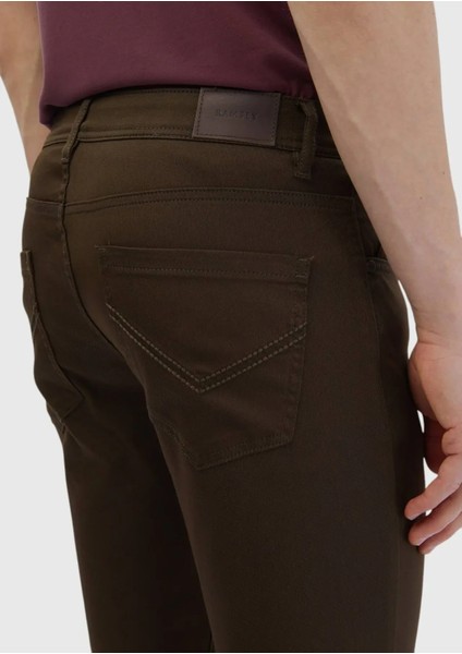 Kahverengi Düz Dokuma Slim Fit Casual Pamuk Karışımlı Pantolon fırsatları