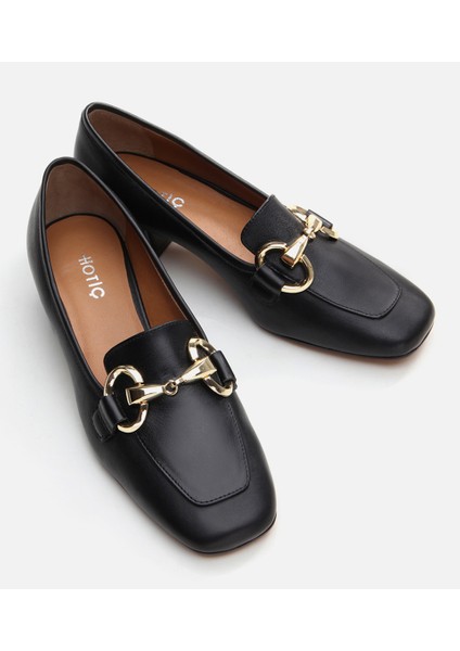01AYH291010A100 HAKIKI Deri Siyah Kadın Kalın Topuk