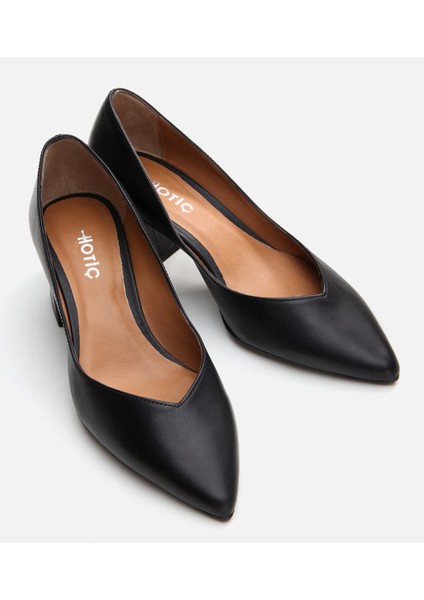 01AYH291210A100 HAKIKI Deri Siyah Kadın Kalın Topuk