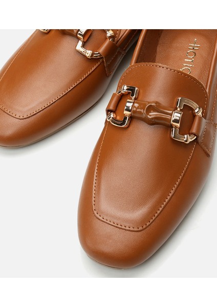 01AYH293550A370 Deri Taba Kadın Loafer