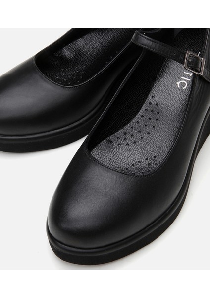 01AYH293520A100 HAKIKI Deri Siyah Kadın Kalın Topuk