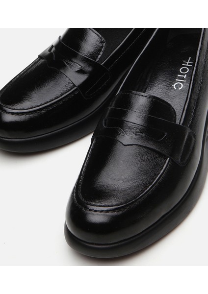 01AYH294690A100 Deri Siyah Kadın Loafer