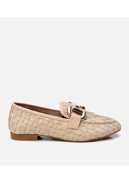01AYH303950A310 KADIN Deri Bej Örgü Detaylı Tokalı Klasik Loafer