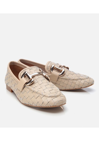01AYH303950A310 KADIN Deri Bej Örgü Detaylı Tokalı Klasik Loafer