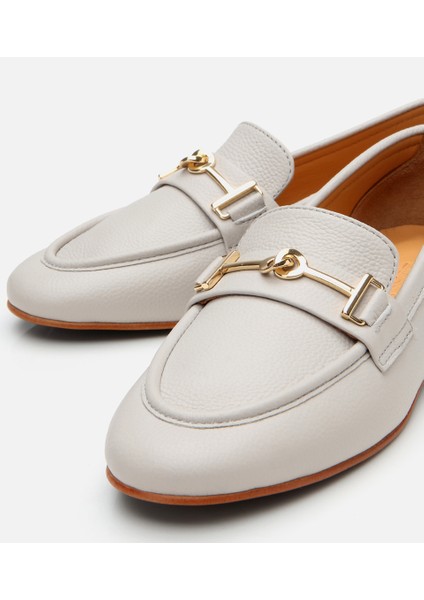 01AYH306210A400 KADIN Deri Ekru Tokalı Loafer