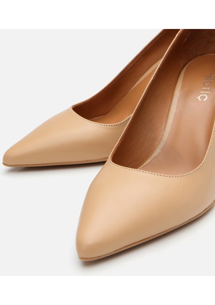 01AYH304140A330 KADIN Deri Bej Orta Topuklu Stiletto