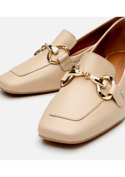 01AYH303990A310 KADIN Deri Bej Tokalı Kalın Topuklu Loafer