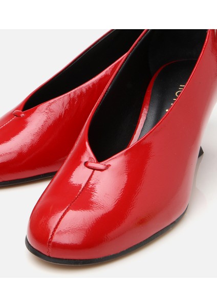 01AYH304790A750 KADIN Rugan Deri Kırmızı Ince Topuklu Ayakkabı
