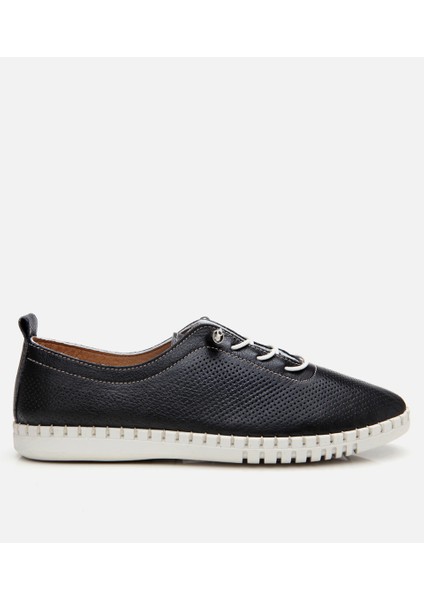 01AYH306580A100 KADIN Deri Siyah Düz Ayakkabı
