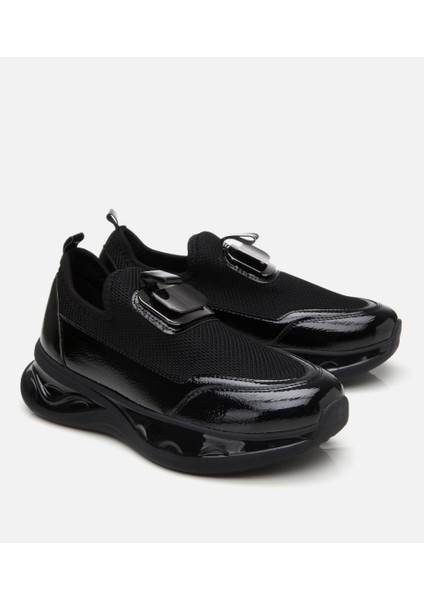 01AYH307220A100 KADIN Siyah Dolgu Topuklu Spor Ayakkabı