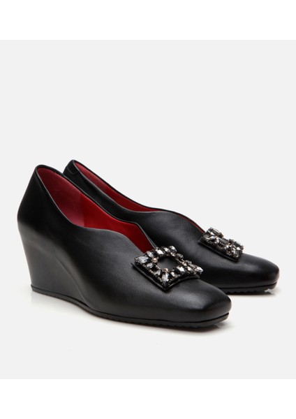 01AYH306270A100 KADIN Deri Toka Detaylı Dolgu Topuklu Ayakkabı