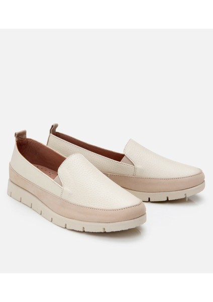 01AYH306710A310 Deri Bej Kadın Loafer
