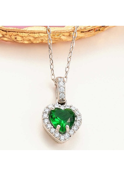 925 Ayar Gümüş Yeşil Taşlı Kalpli Kadın Kolye (BC-AC6D24)