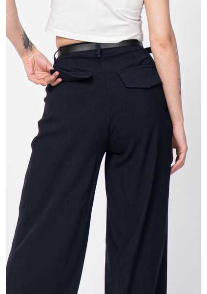 Kemerli ve Pileli Cep Düğme Detaylı Bol Paça Pantolon 30222 fiyatları