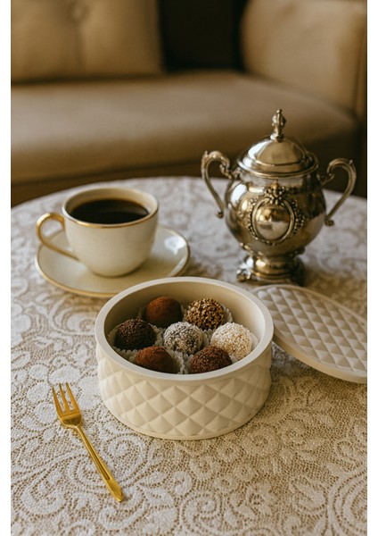 Elegance Bow Serisi – Kapaklı Dekoratif Kutu fırsatları