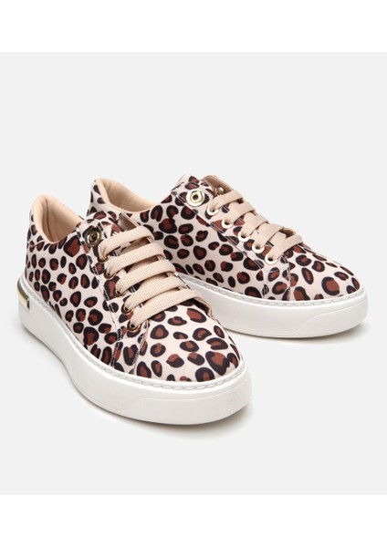 01AYY307240A499 KADIN Bej Yaya Leopar Desenli Spor Ayakkabı