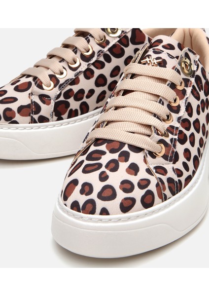 01AYY307240A499 KADIN Bej Yaya Leopar Desenli Spor Ayakkabı