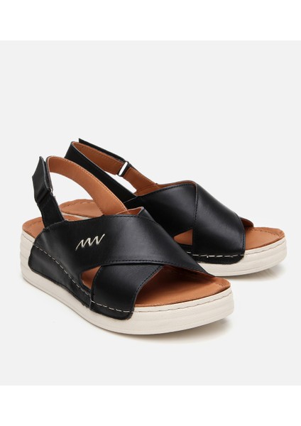 01SAH306840A100 KADIN Deri Siyah Ayarlanabilir Comfort Sandalet