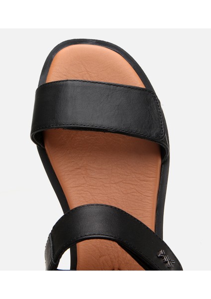 01SAH306950A100 KADIN Deri Siyah Ayarlanabilir Düz Sandalet