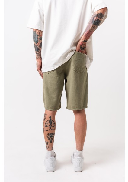 Erkek Parça Boya Şort Haki fırsatları