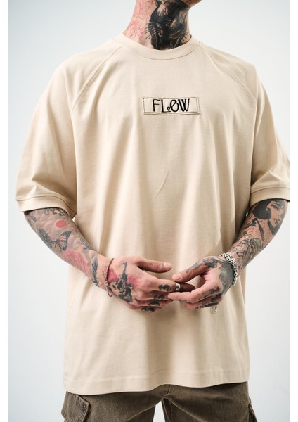 Erkek Flow Nakışlı Oversize T-Shirt Bej indirimleri