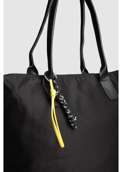 Kadın Muse Büyük Boy Paraşüt Kumaş Omuz Çantası Siyah modelleri