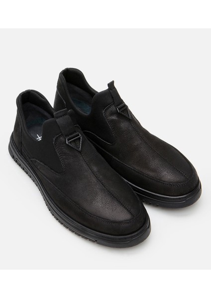 02AYH295670A100 HAKIKI Deri Siyah Erkek Günlük Ayakkabı