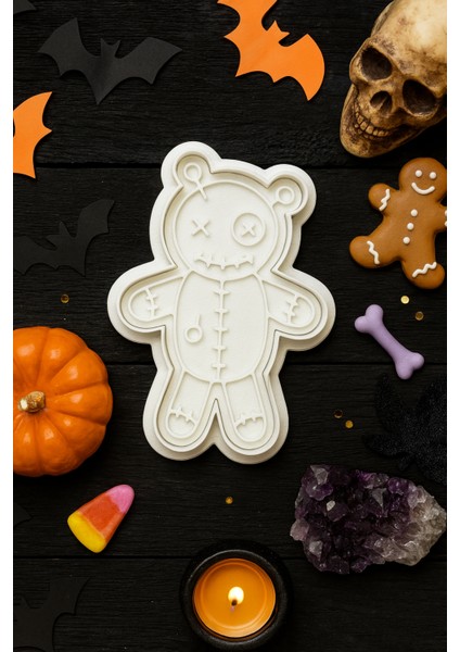 Halloween Voodoo Teddy Bear Kurabiye Kalıbı – Cadılar Bayramı Şeker Hamuru ve Oyun Hamuru Kalıbı