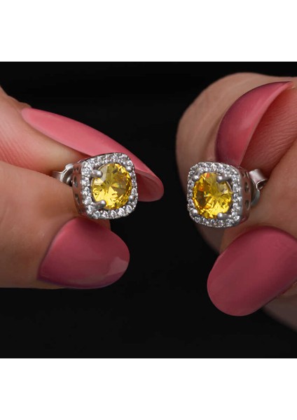 Gümüş Sarı Baget Taşlı Çivili Kadın Küpe (BC-ACF712)