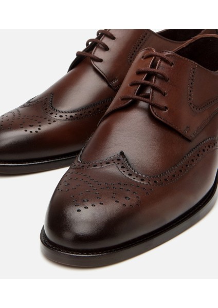 02AYH303070A480 ERKEK Deri Kahverengi Hafif Tabanlı Klasik Ayakkabı