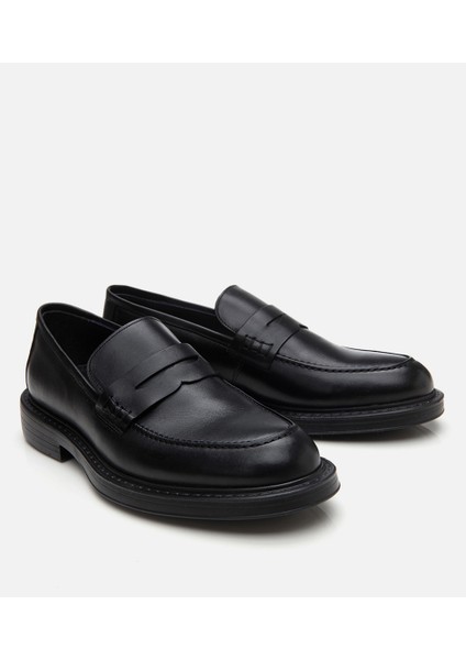 02AYH304700A100 ERKEK Deri Siyah Ultra Hafif Tabanlı Klasik Loafer