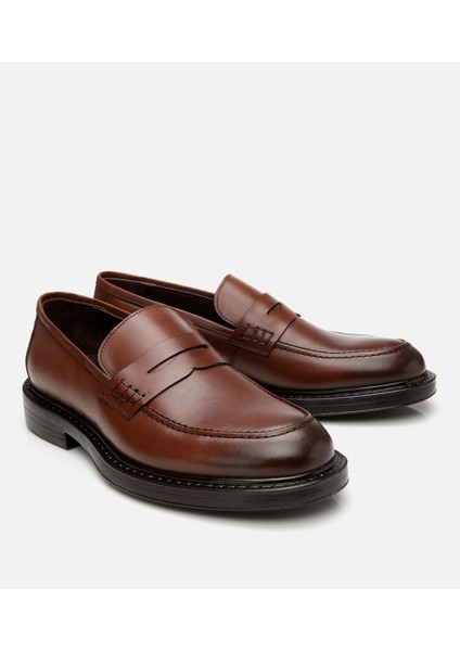 02AYH304700A480 ERKEK Deri Kahverengi Ultra Hafif Tabanlı Klasik Loafer
