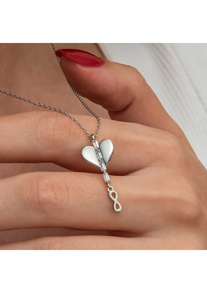 Gümüş Kalpli Sonsuzluk Kadın Kolye (BC-20B5D7)