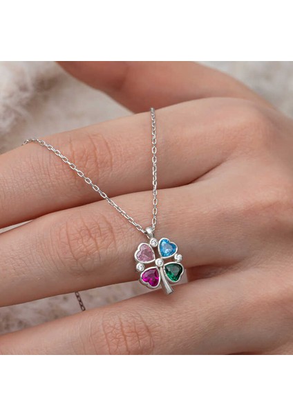 Gümüş Renkli Taşlı Kalp Figürlü Yonca Kolye (BC-D516E3) modelleri