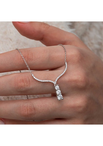Gümüş Üç Taşlı V Model Kadın Kolye (BC-355EF1) modelleri