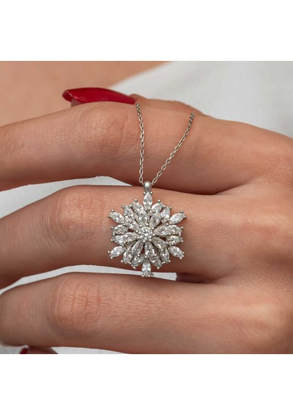 Gümüş Dönen Kar Tanesi Çiçek Kolye (BC-2425B5) fırsatları