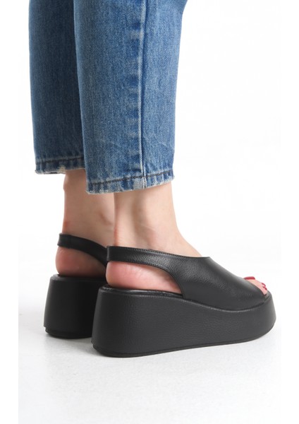 Kadın Yazlık Sandalet Yüksek Dolgu Taban Suni Deri Düz Tabanlı Pratik Tasarım modelleri