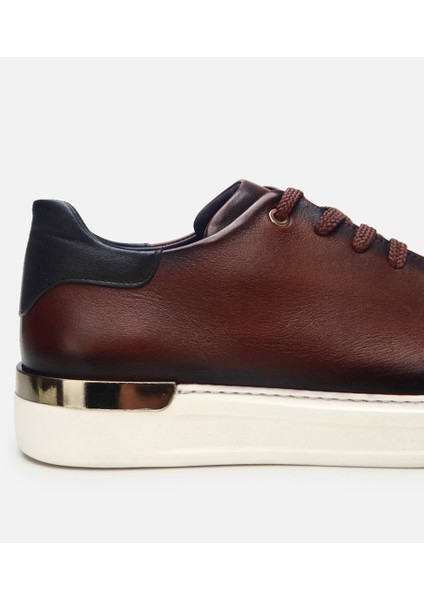 Erkek Deri Kahverengi Toka Detaylı Spor Ayakkabı