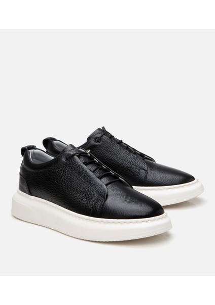 02AYH305790A100 ERKEK Deri Siyah Ultra Hafif Tabanlı Spor Ayakkabı