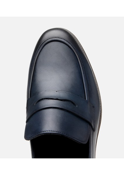 02AYH308730A680 ERKEK Deri Lacivert Hafif Tabanlı Loafer