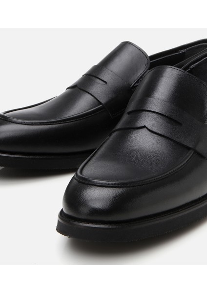 02AYH308730A100 ERKEK Deri Siyah Hafif Tabanlı Loafer